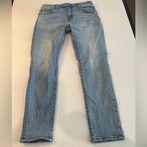 America Eagle Men’s Light blue Jeans size 33x32. Airflex plus Athletic Fit Jean